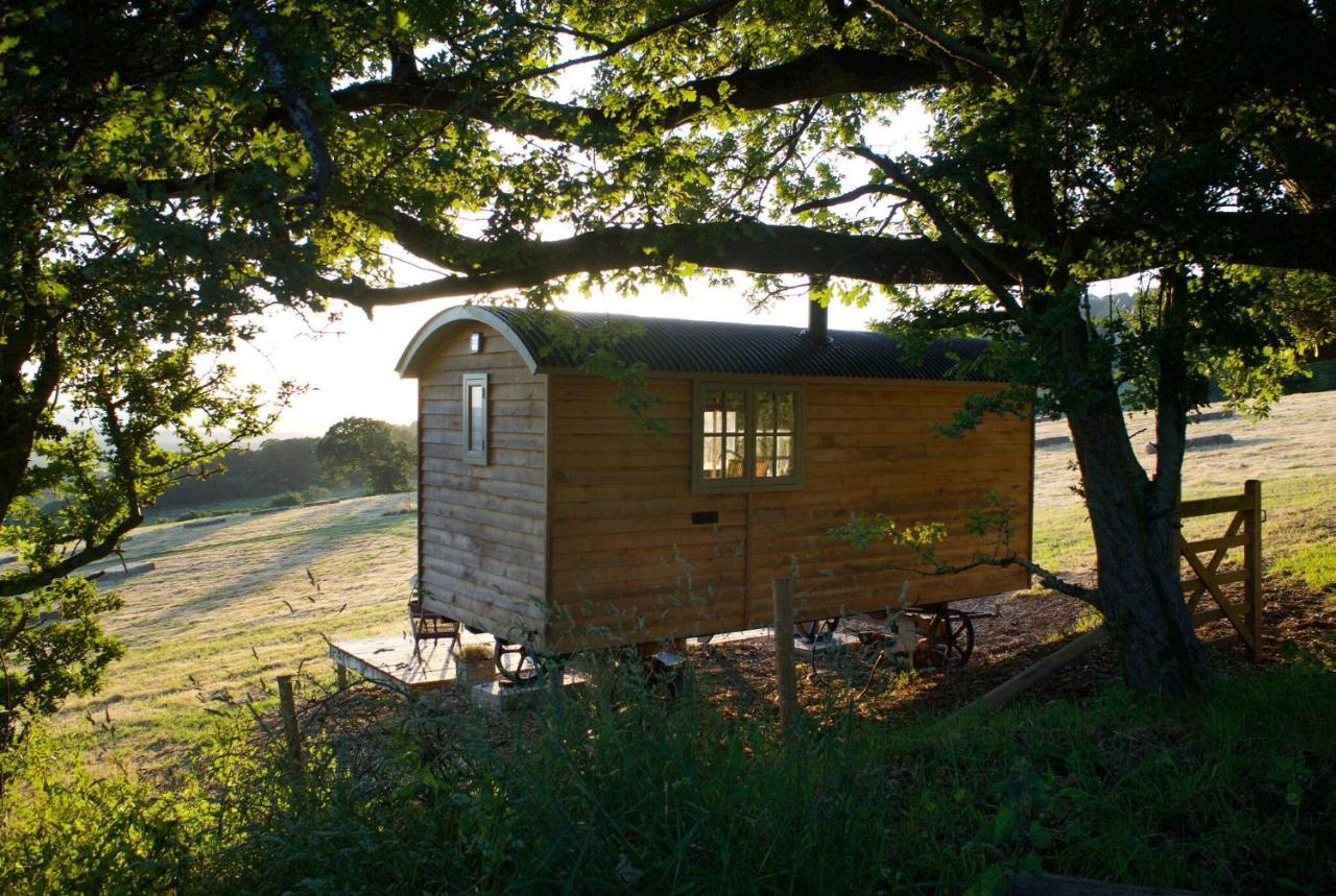 Tilbury Shepherd Huts With Hot Tubs Plus Holiday Cottages West Bagborough Exterior foto